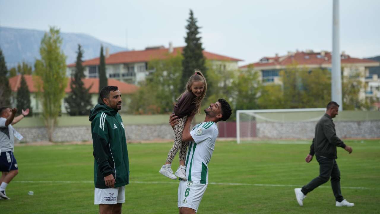 Muğlaspor - Elazığspor Maçında O An: Gol, Sevinç ve Zafer Bir Arada 17